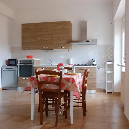 La Casa Di Dani ランチャーノ